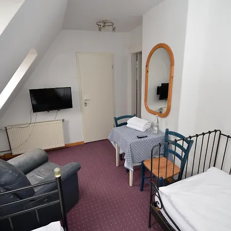 Rum i privatbostad Airportgaestehaus Bremen