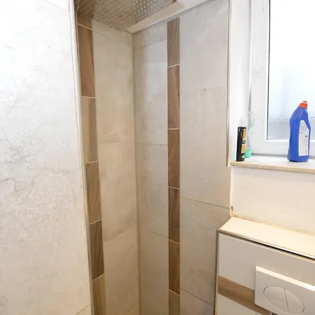 Airportgaestehaus Alloggio in famiglia Brema