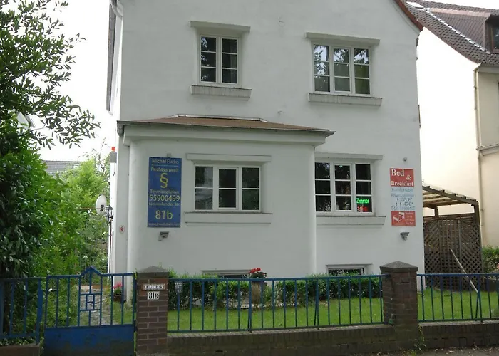 ホームステイ Airportgaestehaus