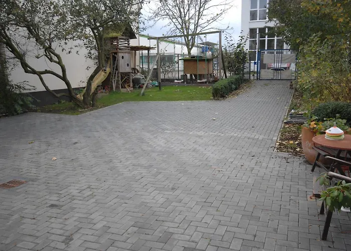 Airportgaestehaus Habitación en casa particular