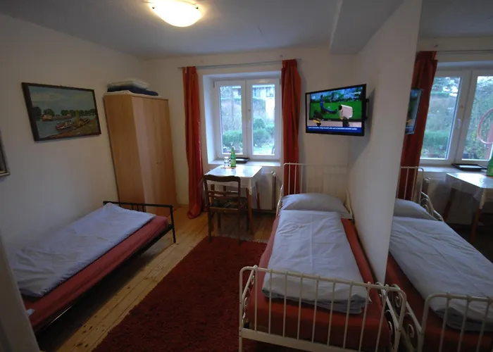 Airportgaestehaus Habitación en casa particular